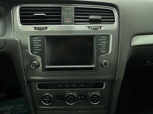 VOLKSWAGEN Golf usata, con Bracciolo