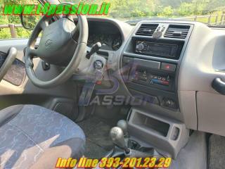 NISSAN Terrano II usata, con Specchietti laterali elettrici