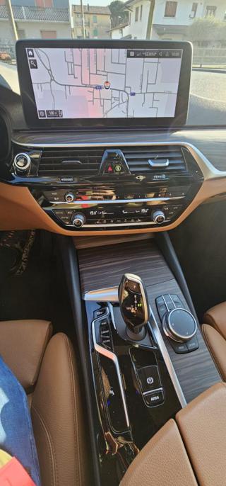 BMW 520 usata, con Gancio traino