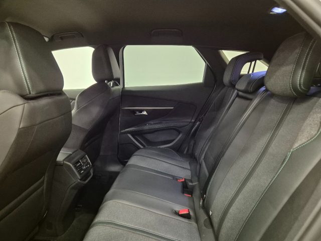 PEUGEOT 3008 usata, con Schermo multifunzione interamente digitale