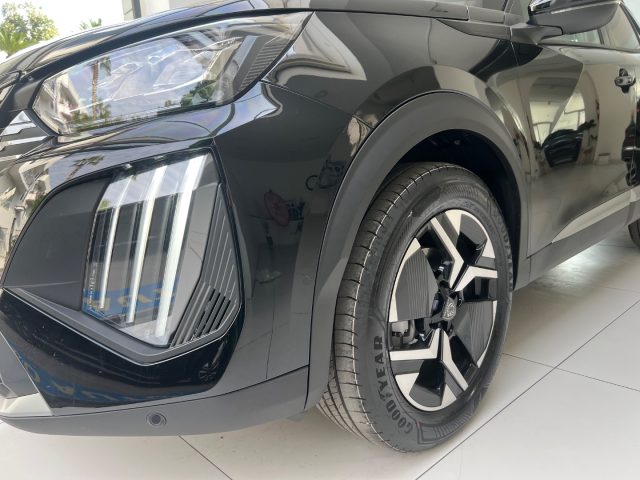 PEUGEOT 2008 usata, con Boardcomputer
