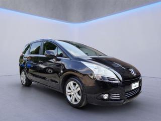 PEUGEOT 5008 usata, con Airbag