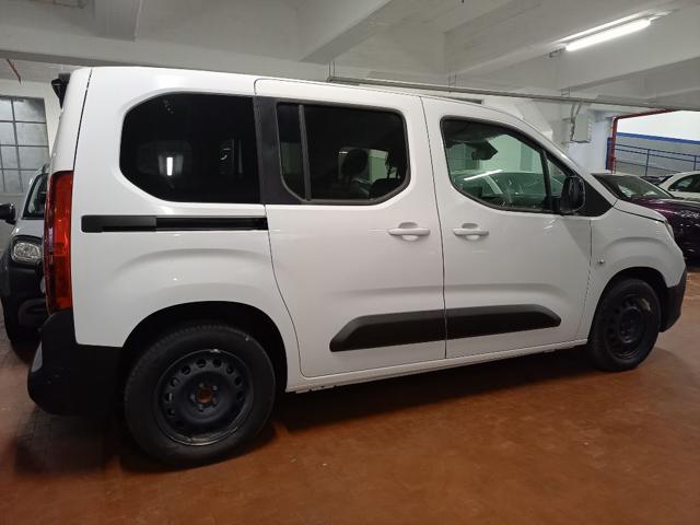 FIAT Doblo usata, con Airbag laterali