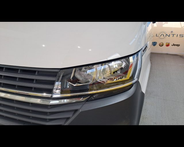 VOLKSWAGEN T6 Caravelle usata 22