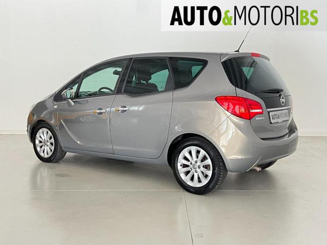 OPEL Meriva usata, con Autoradio