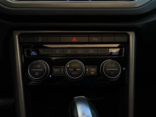 VOLKSWAGEN T-Roc usata, con Controllo automatico clima