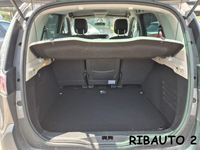 RENAULT Scenic usata, con Sedile posteriore sdoppiato