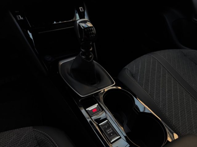 PEUGEOT 2008 usata, con Adaptive Cruise Control