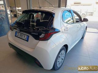 TOYOTA Yaris usata, con Cruise Control