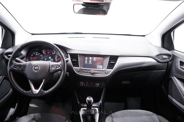 OPEL Crossland usata, con Apple CarPlay