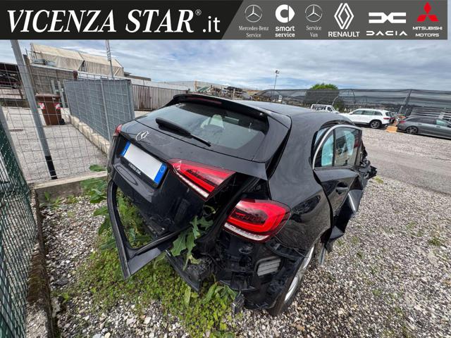MERCEDES-BENZ A 200 usata, con Cerchi in lega
