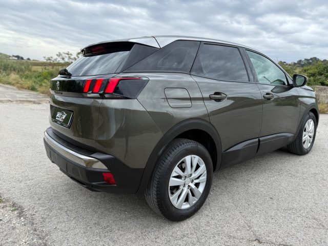 PEUGEOT 3008 usata, con Climatizzatore