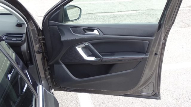 PEUGEOT 308 usata, con Limitatore di velocità