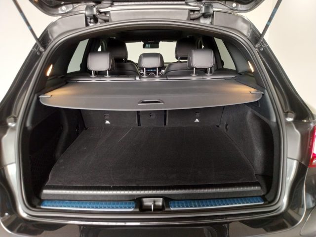 MERCEDES-BENZ GLC 300 usata, con Controllo automatico clima