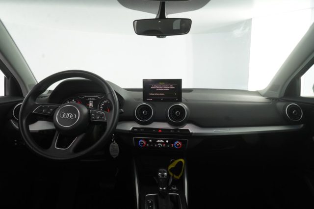 AUDI Q2 usata 10