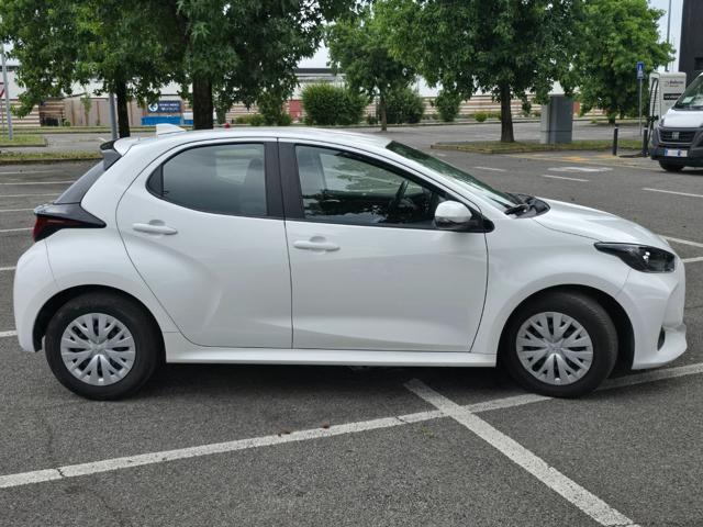 TOYOTA Yaris usata, con Alzacristalli elettrici