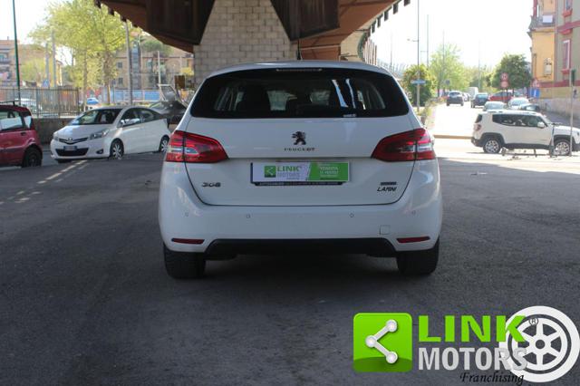 PEUGEOT 308 usata, con Autoradio