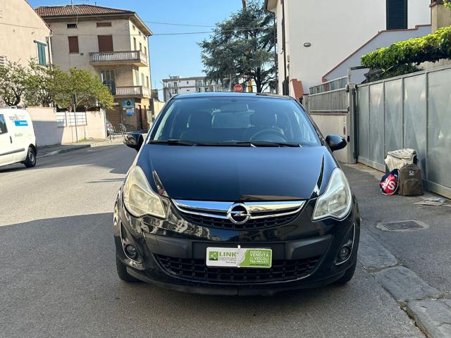 OPEL Corsa usata, con Sedile posteriore sdoppiato