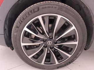 OPEL Grandland usata, con Chiusura centralizzata