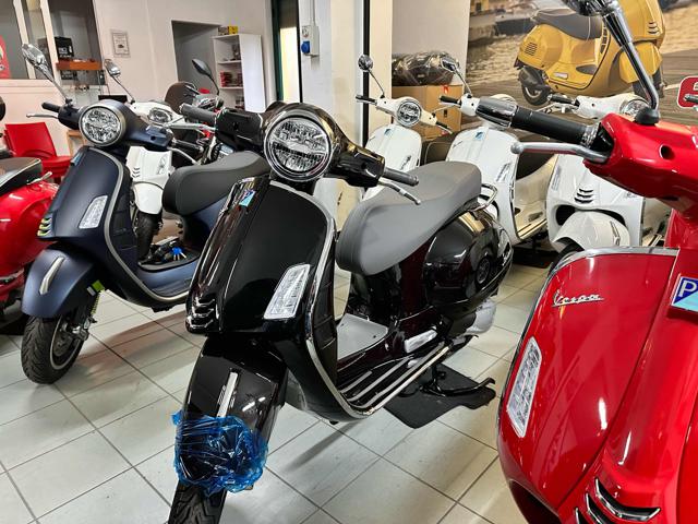 VESPA GTS 300 usata 3