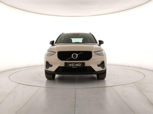 VOLVO XC40 usata, con Autoradio