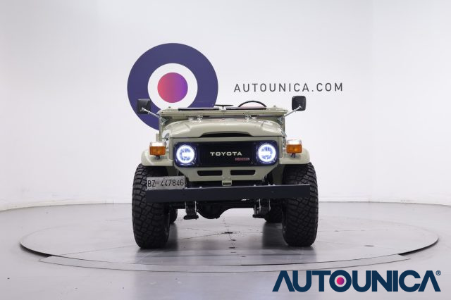 TOYOTA Land Cruiser usata, con Fari LED