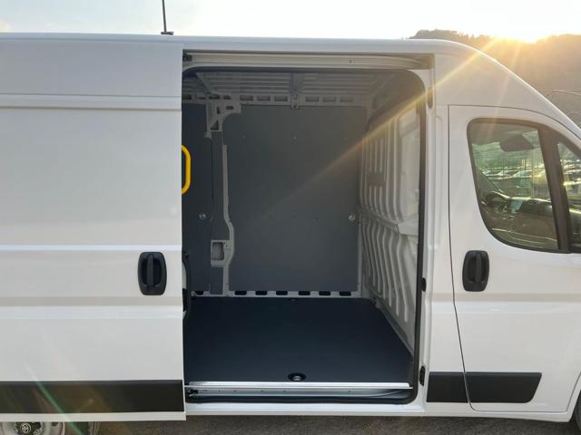 TOYOTA Proace Max usata, con ESP