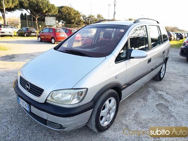 OPEL Zafira usata, con Airbag laterali