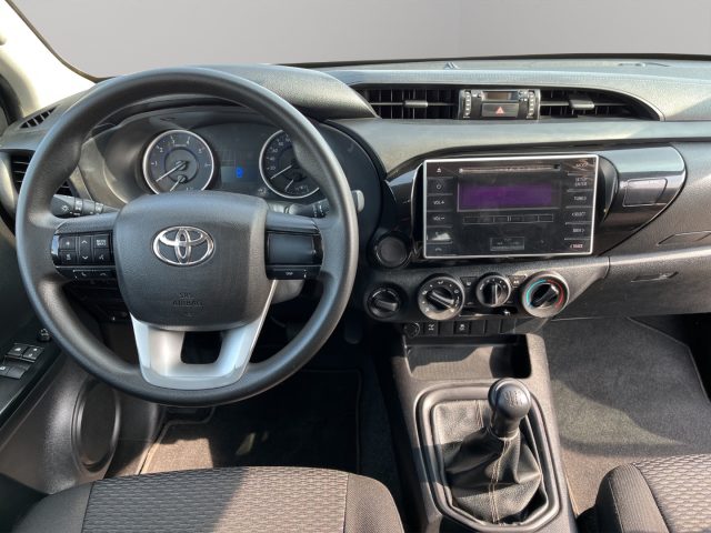 TOYOTA Hilux usata, con Airbag testa
