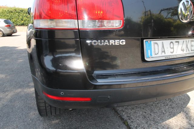 VOLKSWAGEN Touareg usata 27
