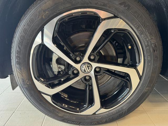 MG HS usata, con Boardcomputer