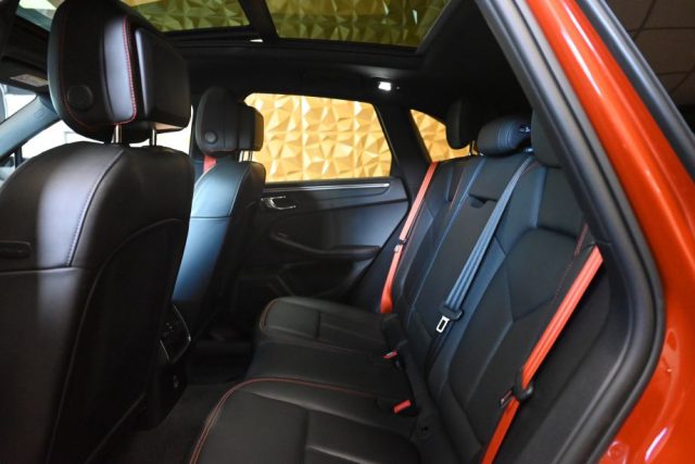 PORSCHE Macan usata 32
