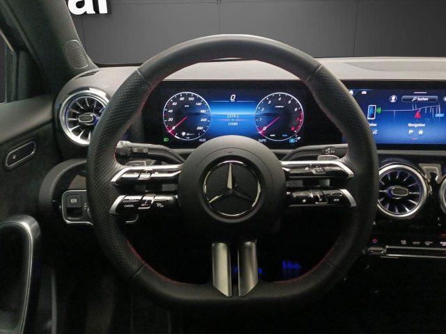 MERCEDES-BENZ A 180 usata, con Climatizzatore