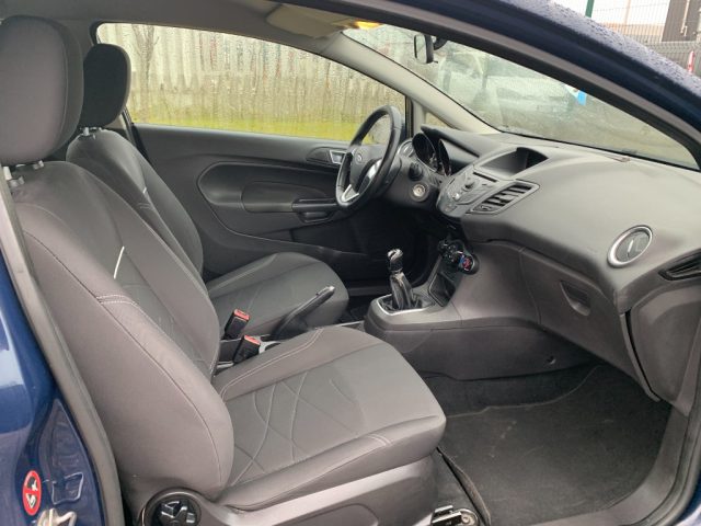 FORD Fiesta usata, con ESP