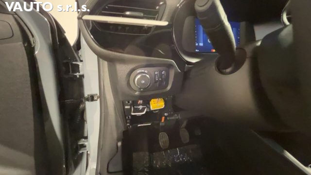 OPEL Corsa usata, con Climatizzatore
