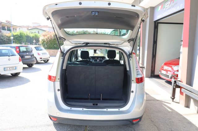 RENAULT Scenic usata 68