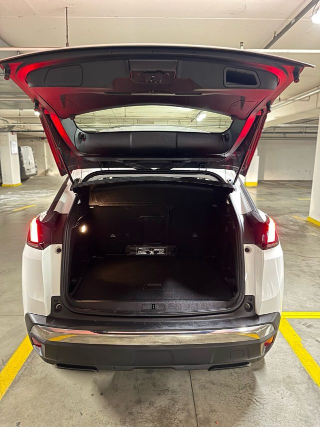 PEUGEOT 3008 usata, con Cerchi in lega