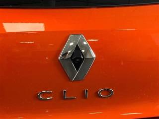 RENAULT Clio usata 21