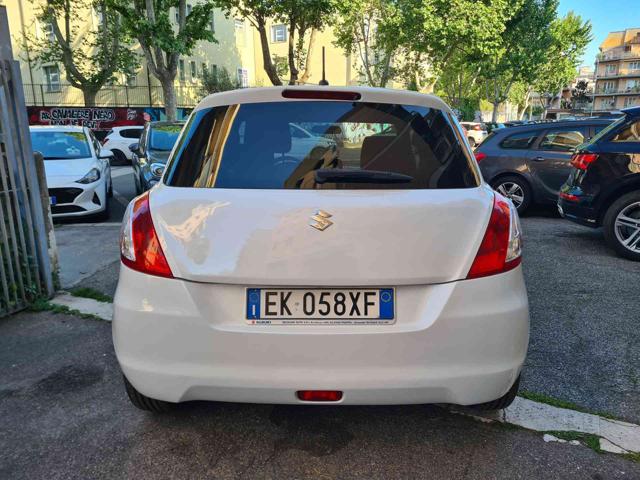 SUZUKI Swift usata, con Autoradio