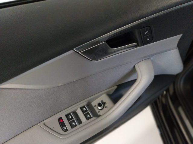 AUDI A4 usata, con Alzacristalli elettrici