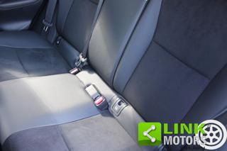 TOYOTA Yaris usata, con ESP