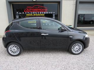LANCIA Ypsilon usata, con Airbag