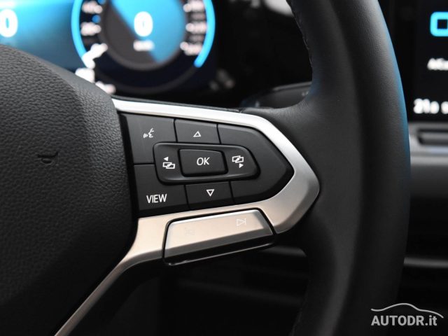VOLKSWAGEN Golf usata, con Autoradio digitale