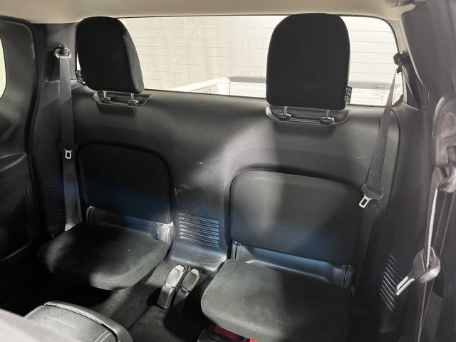 NISSAN Navara usata, con ESP
