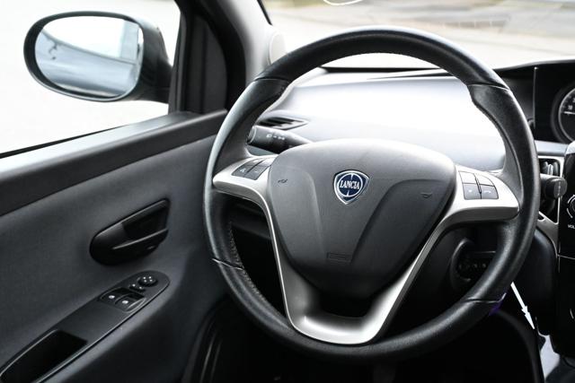 LANCIA Ypsilon usata, con Volante multifunzione