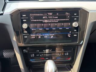VOLKSWAGEN Passat usata 16