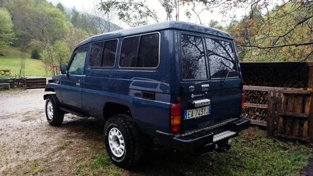 TOYOTA Land Cruiser usata, con Gancio traino