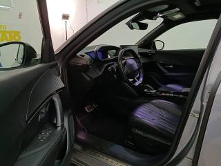 PEUGEOT 2008 usata, con Vetri oscurati