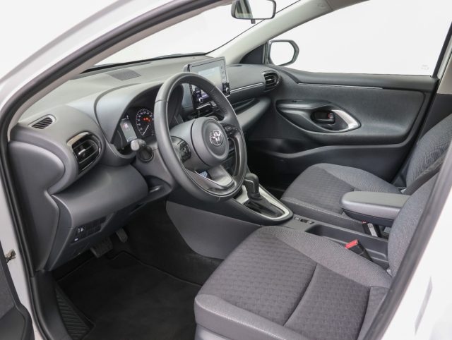 TOYOTA Yaris usata, con Fendinebbia