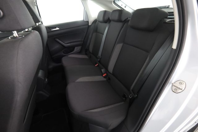 VOLKSWAGEN Taigo usata 3